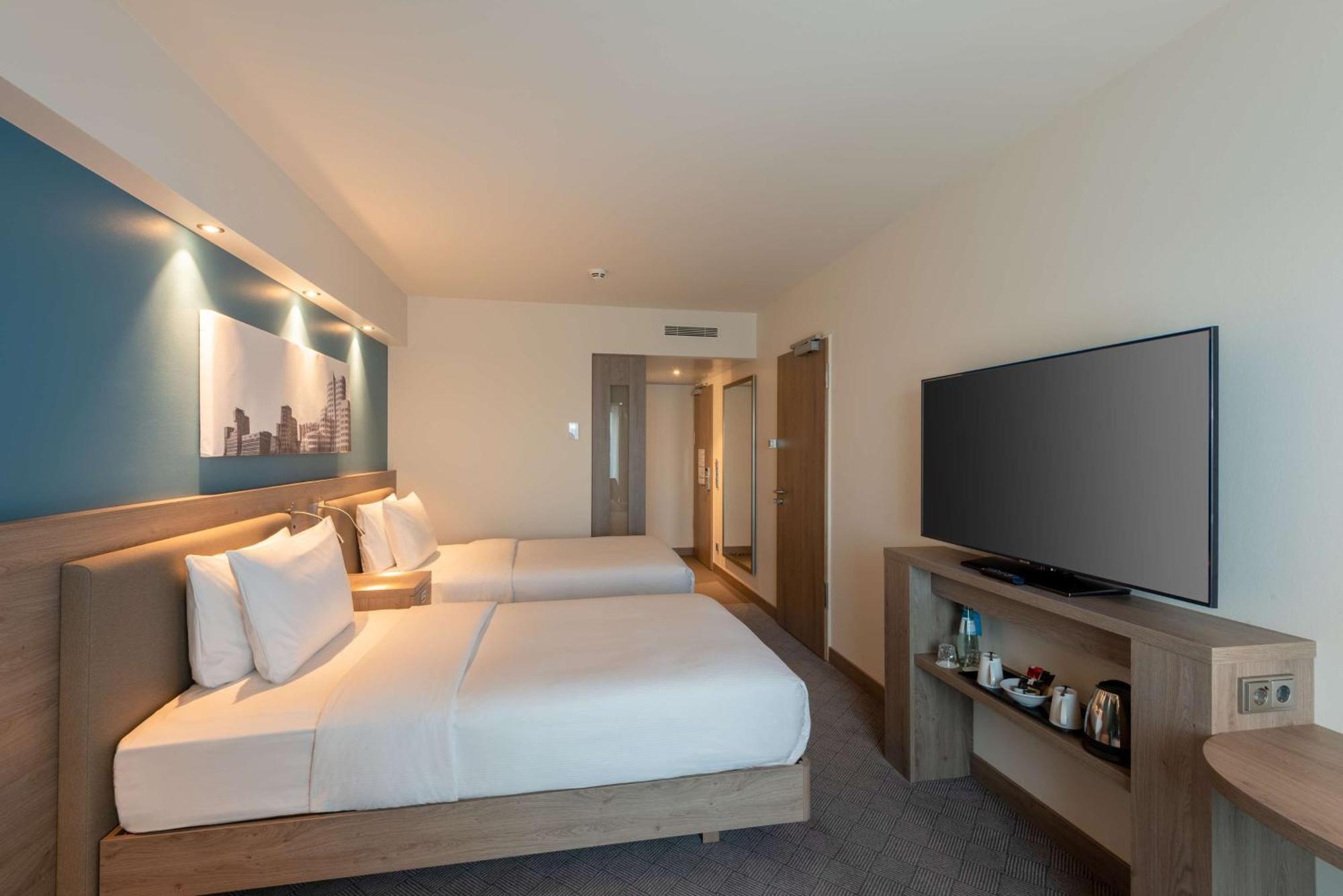 Hampton By Hilton Centre Hotel